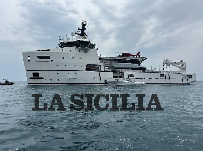 02 Nave a supporto Zuck