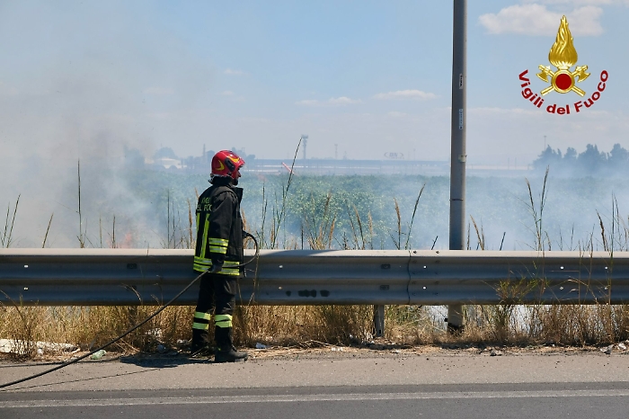 Incendi Catania sud (1)