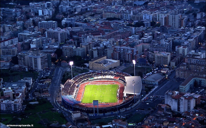 Palermo e Catania insieme: «Bisogna riaprire gli stadi»