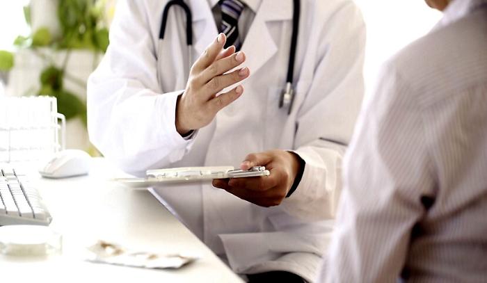 Medici, è sì al nuovo contratto: arrivano 200 euro in più al mese e aumentano anche le indennità di guardia notturna