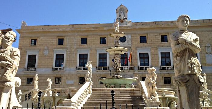 Palermo, ex burocrate vince causa con il Comune: otterrà 140 mila euro