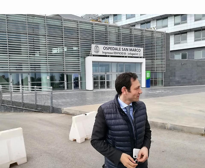 Medico arrestato a Catania, l'assessore Razza: «Fatti gravi». E ora rischia il licenziamento