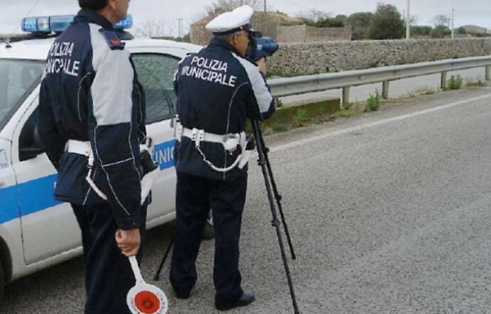 Agrigento, abbandono dei rifiuti: elevate 34 multe