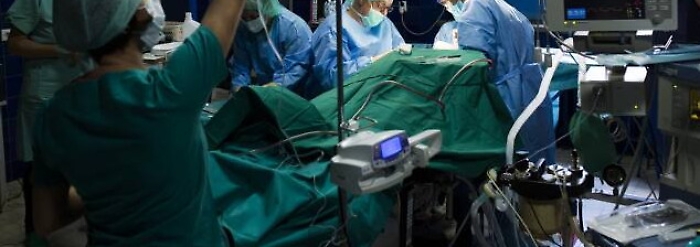 Tecnica del «packing» salva la vita a paziente dopo un incidente stradale