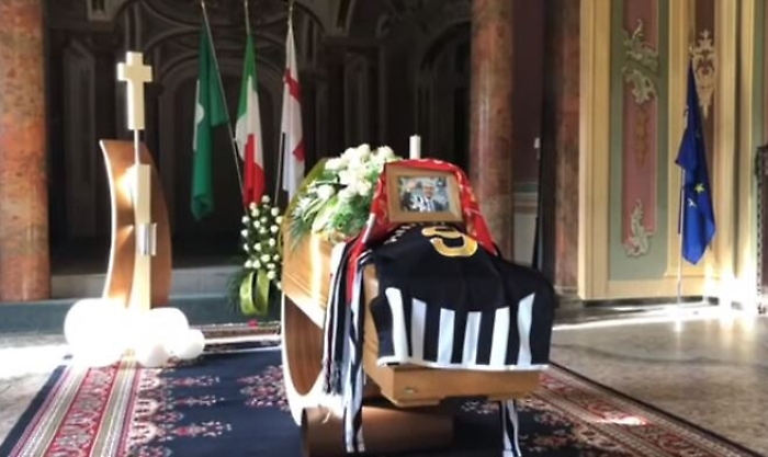 Funerali Pietro Anastasi, folla a Varese, presenti anche Marotta, Capello e Bettega