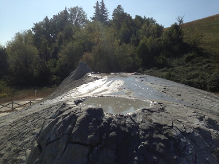  Vulcano di fango di Nirano 
