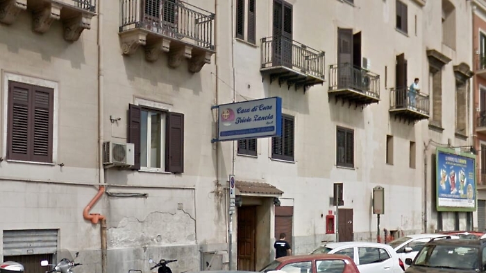 Palermo, neonata morta durante il parto: familiari denunciano