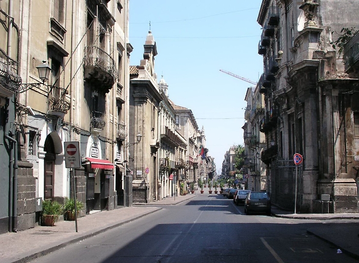 La rivoluzione green di Catania: altre isole pedonali e paletti più rigidi alla viabilità