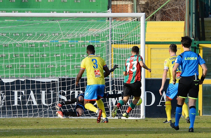 Ternana Catania 2 - 0,  le foto del tracollo