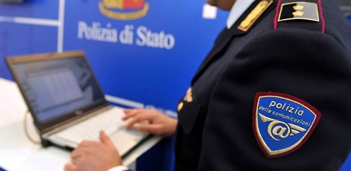 Catania, trovato con foto e video di pornografia infantile: arrestato 28enne