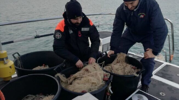 Novellame, sequestrate diverse reti nelle acque di Seccagrande a Ribera