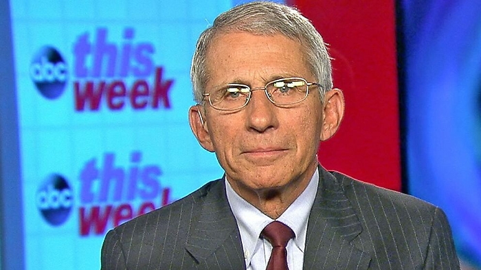 Coronavirus, lo scienziato siculo americano Anthony Fauci nel mirino della destra Usa