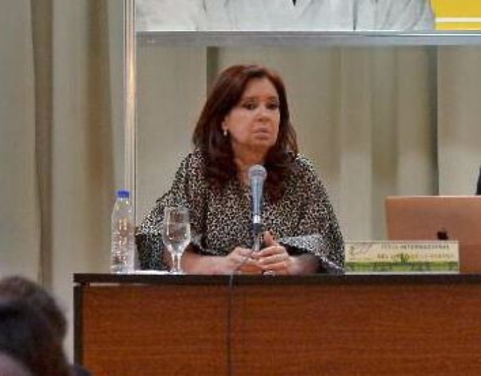 &laquo;Italiani geneticamente mafiosi&raquo;, la gaffe della vicepresidente argentina Cristina Kirchner