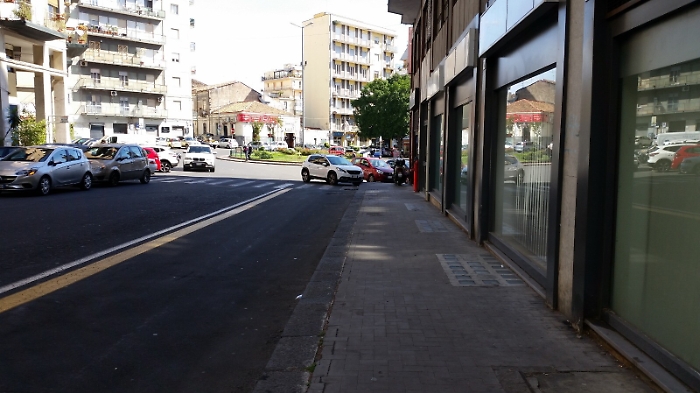 Catania, via Leopardi: la domenica le corsie si riducono ad una