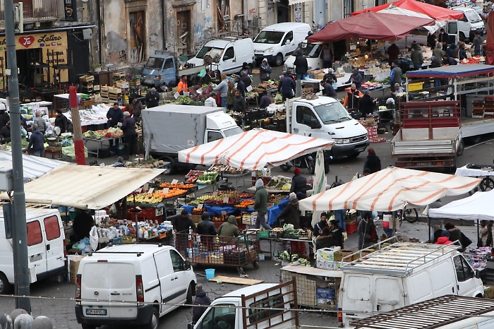 Contrordine, a Catania chiudono anche i mercati storici Fiera e Pescheria