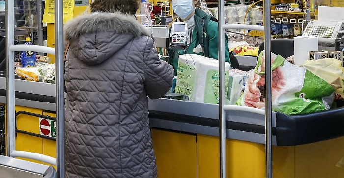 Sciacca, positivo al coronavirus era al supermarket a fare la spesa