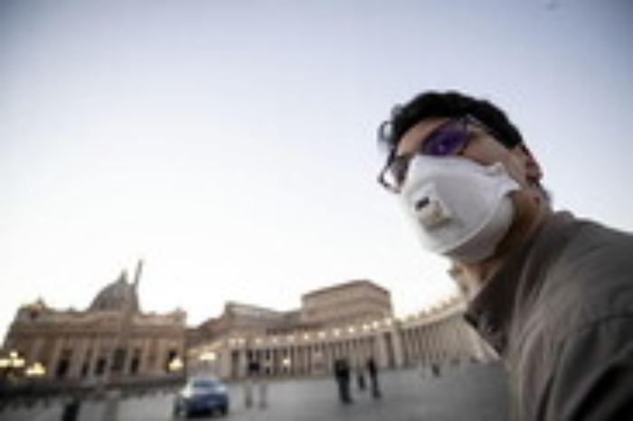 Coronavirus, Governo aggiorna linee guida: si può correre al parco