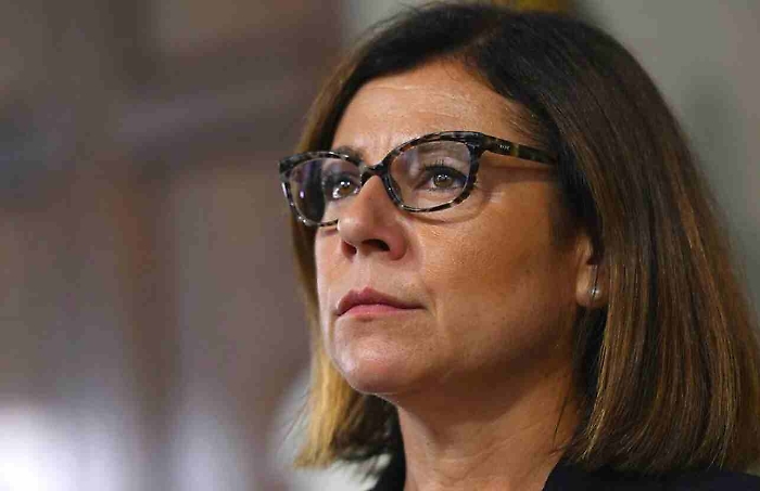 Ponte sullo Stretto, la ministra: «Basta discorsi surreali, presto risposte tecniche»