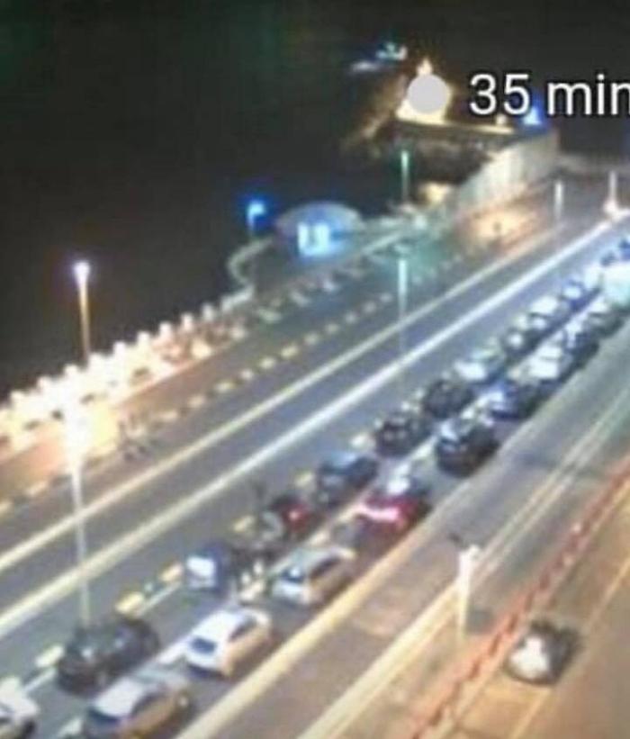 Coronavirus, sbarchi-shock dallo Stretto
Musumeci: «Non siamo carne da macello»