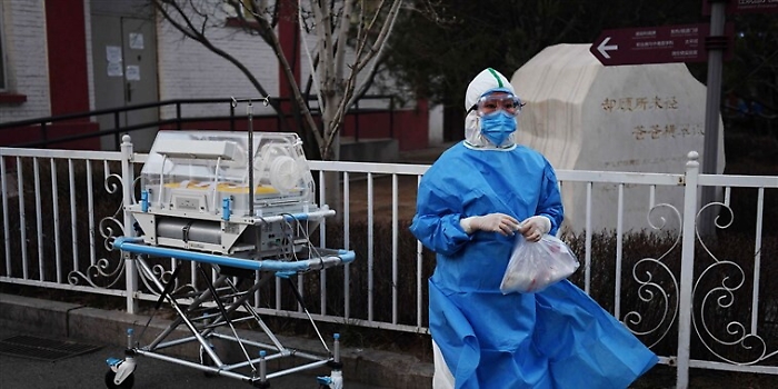 Donna di Modica rientrata in aereo indagata per epidemia colposa