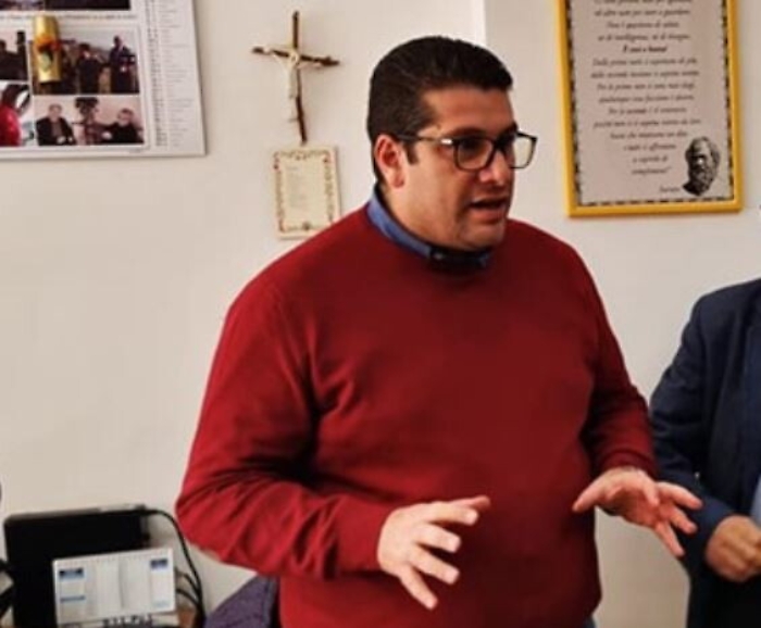 Coronavirus, il sindaco di Troina: «Sto male, sono in attesa del tampone»