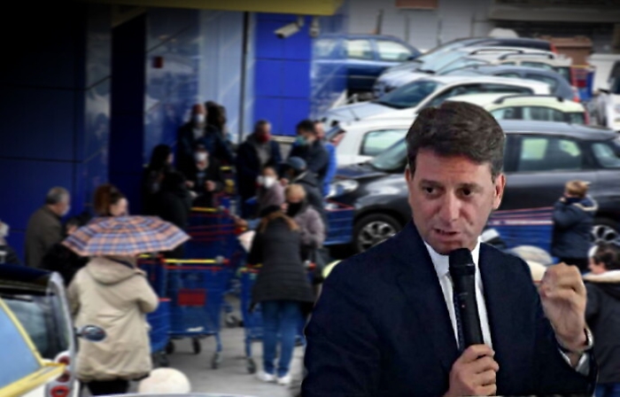 L'esperto del comitato scientifico della Regione siciliana: &laquo;Ancora troppa folla in giro&raquo;