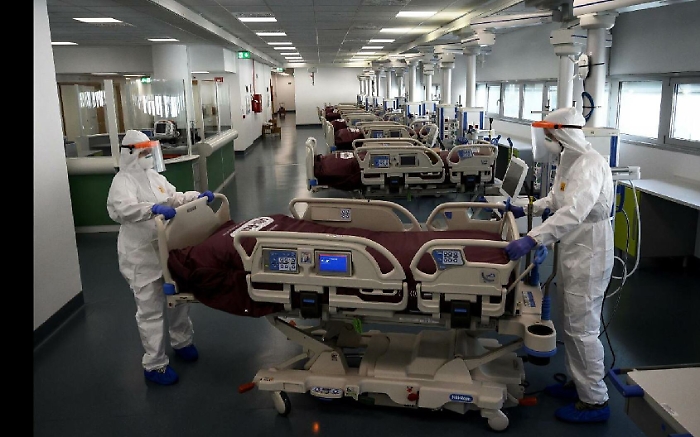 La Sicilia si prepara al picco: 3.400 posti per i malati Covid, ecco gli step previsti