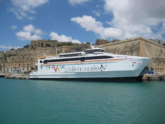 Coronavirus, siciliani in arrivo da Malta: &laquo;Controlli spettano allo Stato&raquo;