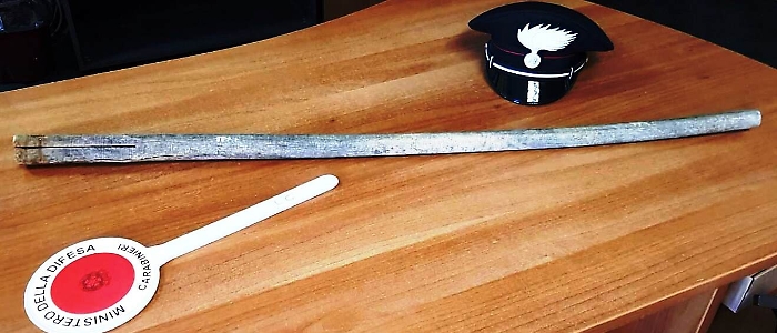 Catania: scoperti a rubare limoni, picchiano proprietari dell’agrumeto