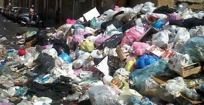 Rifiuti, Catania torna ad essere sporca: dall'1 giugno tolleranza zero