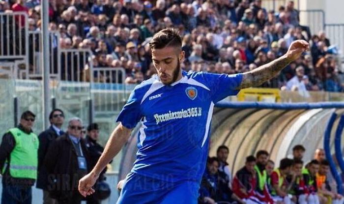 Scommesse su Bisceglie Siracusa, deferiti Marco Palermo e Giordano Maccarrone