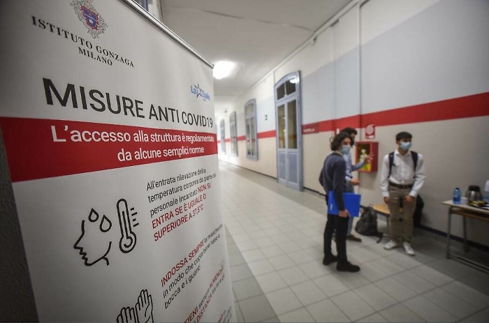 Maturità 2020 al tempo del Covid, ecco come è andata: «Più facile del previsto»