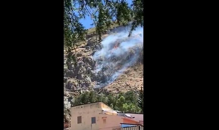 Elicottero precipita nel Palermitano: lo schianto ripreso da un cellulare