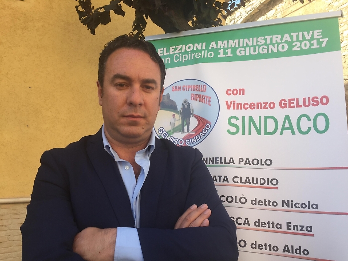 «Il mio Comune sciolto per mafia per qualche "like" su Facebook»