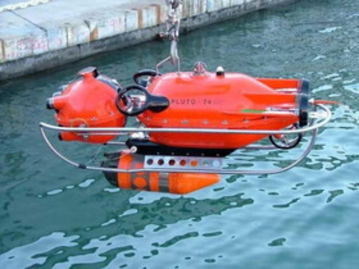 "Nuova Iside", 25 i reperti prelevati dalla petroliera Vulcanello