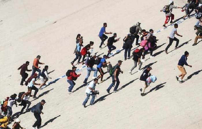 Ancora migranti in fuga la scorsa notte dal centro di Porto Empedocle