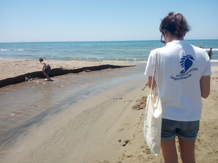 Goletta Verde, il report sulla Sicilia: sono 15 i litorali inquinati