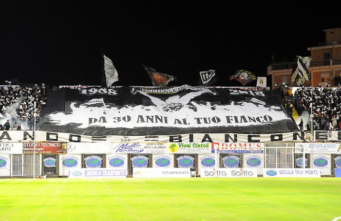 Sicula Leonzio, niente vendita e niente iscrizione: giunge al capolinea la storia bianconera