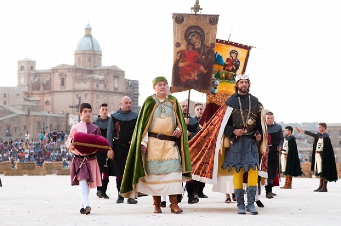 Palio dei Normanni  2.0 a Piazza Armerina , norme anti-covid e diretta streaming