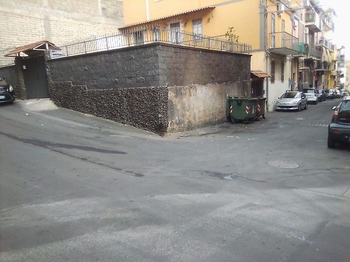 Catania: bonifica effettuata in via Terreforti