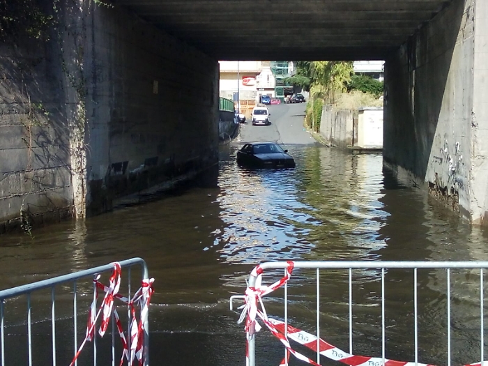 Piano Tavola (CT): via Rosolino Pilo dopo le piogge un disastro