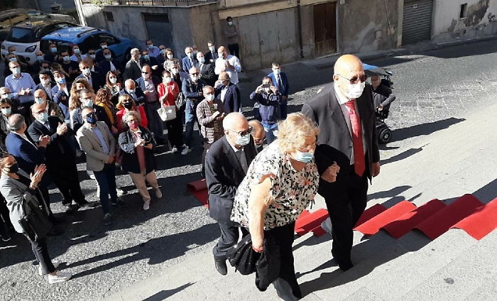 Bronte, Pino Firrarello si riprende il suo trono: «Il mondo è degli ottantenni»