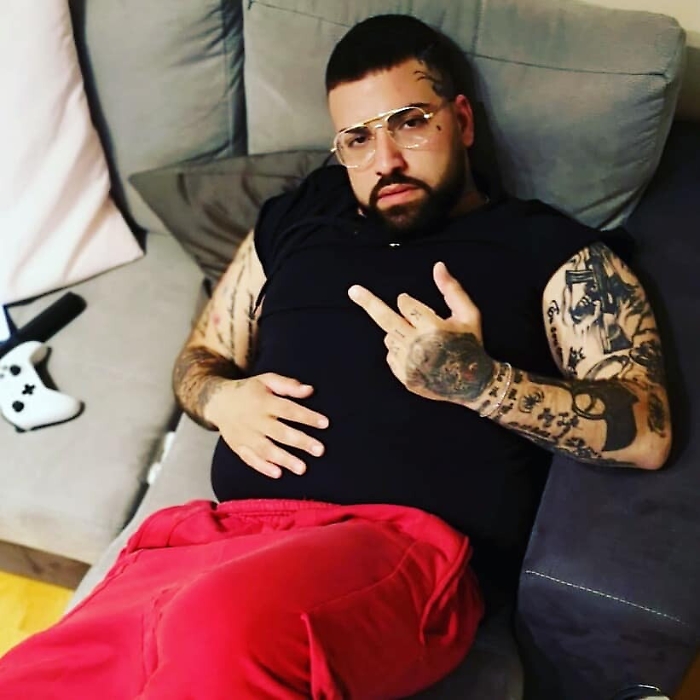 1602609406221_1618353591739-1