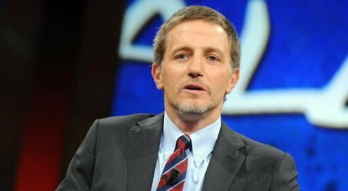 Covid, direttore "La Stampa" Giannini da terapia intensiva: «Occorre vedere per capire»