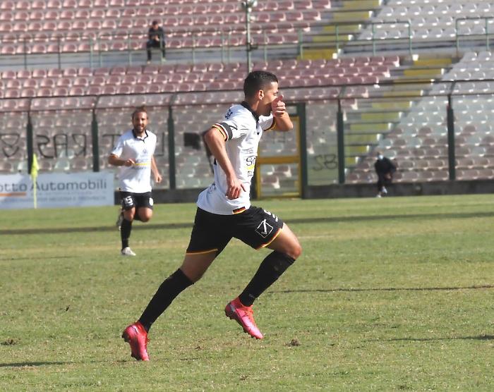 Serie D, il Messina doma l'Acireale, non basta la reazione finale dei granata