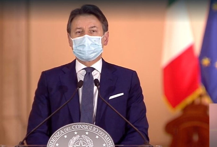 Nuovo Dpcm , chiusure anticipate nei luoghi di assembramento