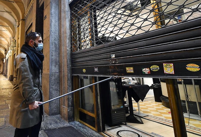 Covid, coprifuoco e autocertificazioni: scatta l'ora X per il semi lockdown