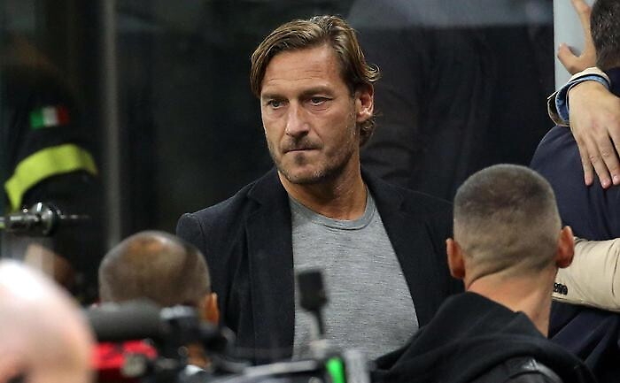 Covid, anche Francesco Totti &egrave; positivo