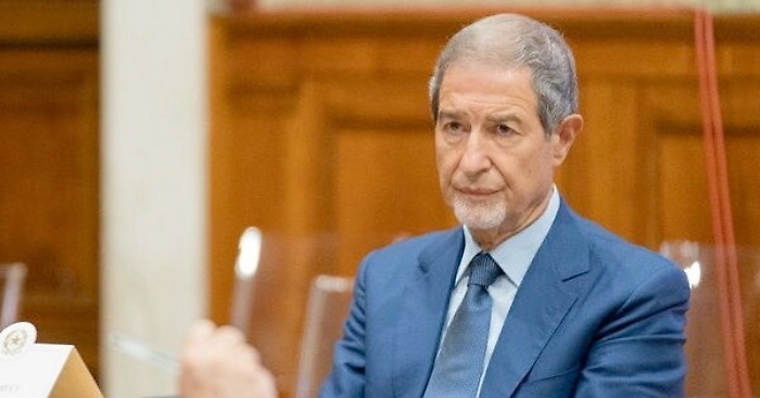 Covid, Musumeci: «Dpcm da valutare ma cerchiamo di restare uniti»