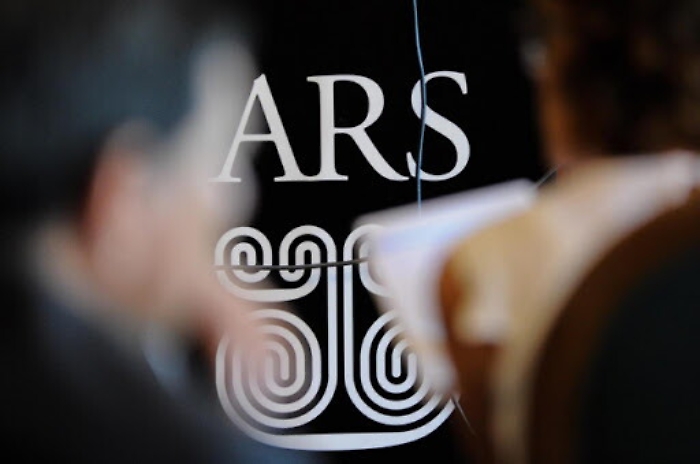 Il M5s: «All'Ars i deputati si aumentano le pensioni in piena crisi Covid»